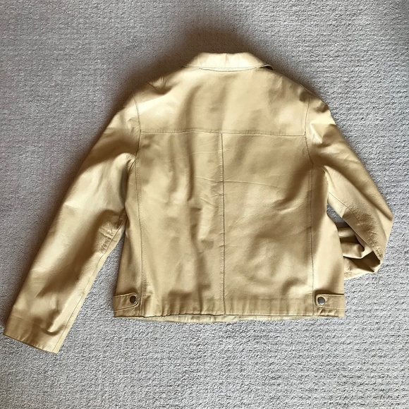 Women’s Danier Leather Jacket - Picture 2 of 4